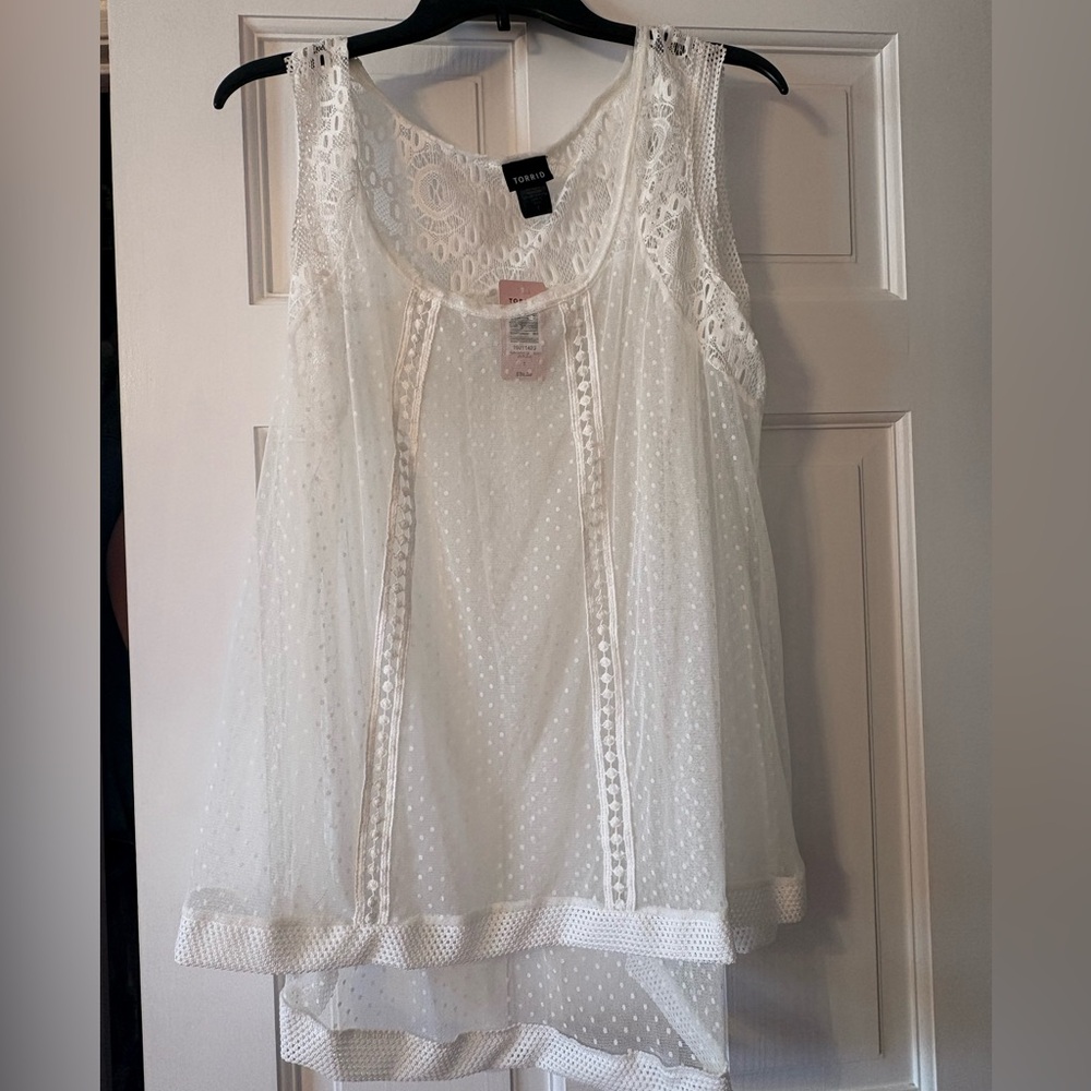 Torrid Cream Lace Sleeveless Blouse
